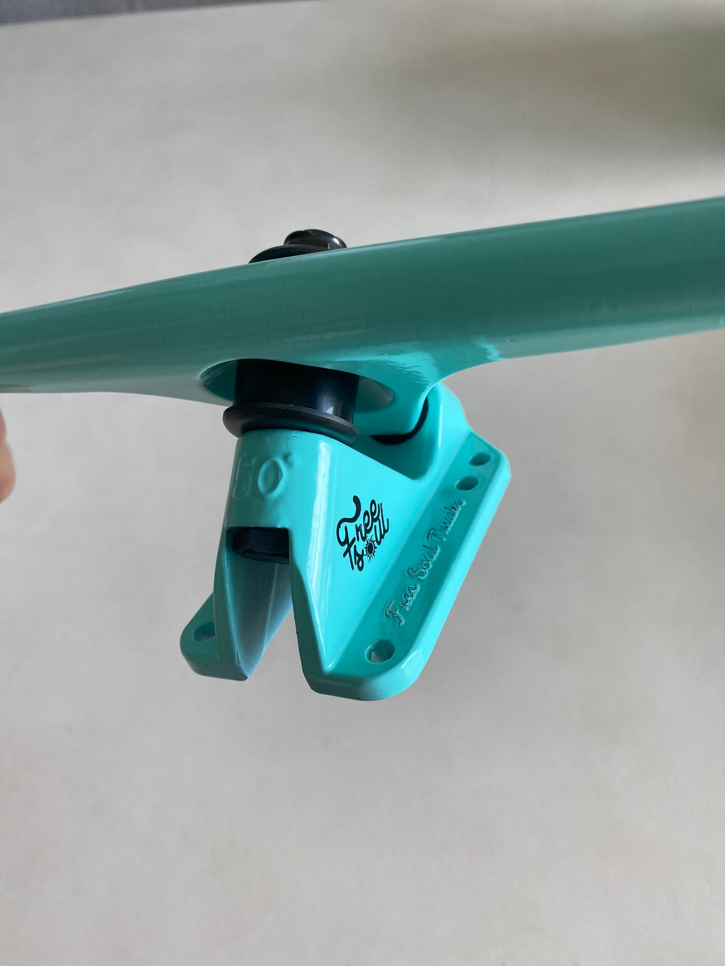 TRUCKS REVERSE KINGPIN 180MM (PAIR)